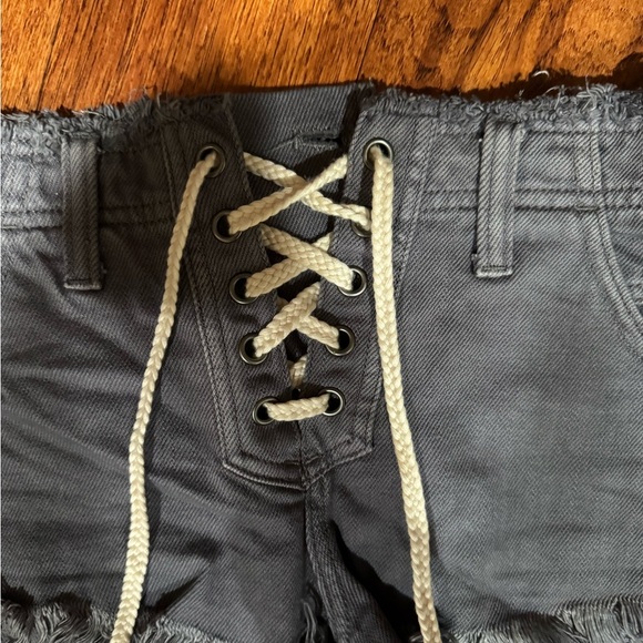 Free people we the free becket slouchy cutoff frayed hem shorts lace up 24 - Picture 2 of 4